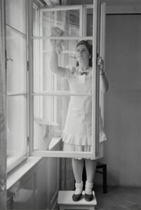 Maid cleaning<br>Source: Australian National Library @Unsplash